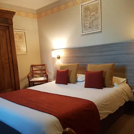 Henri Iv Hotel Coutras