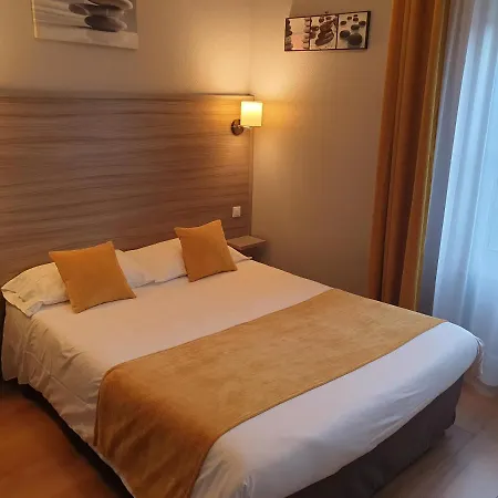 Henri Iv Hotel