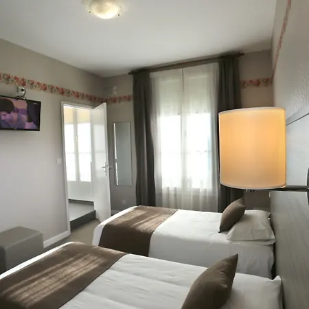 Henri Iv Hotel Coutras