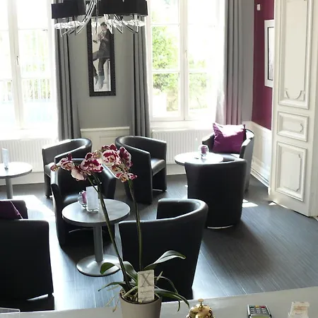 Hotel Henri Iv 3*