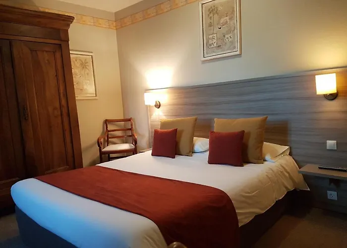 Henri Iv Hotel Coutras