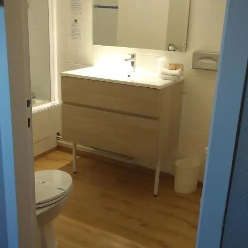 Henri Iv Hotel Coutras