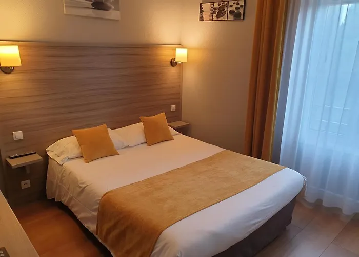 Henri Iv Hotel