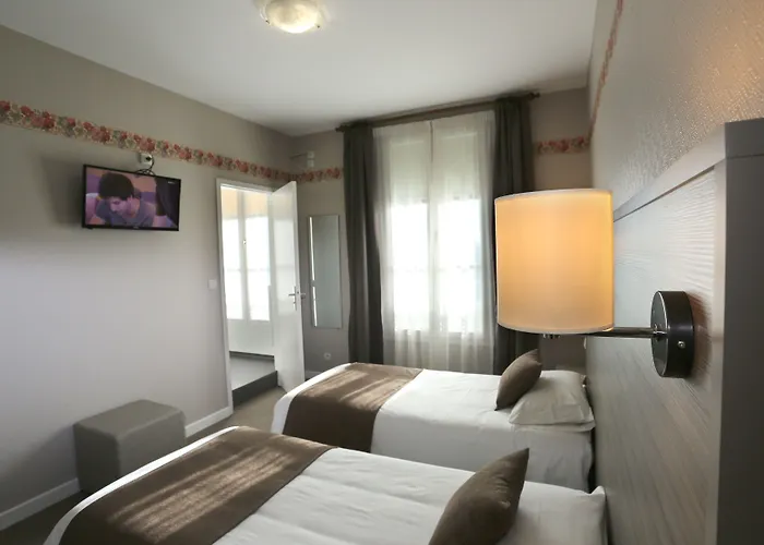 Henri Iv Hotel Coutras