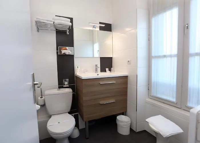 Henri Iv Hotel Coutras