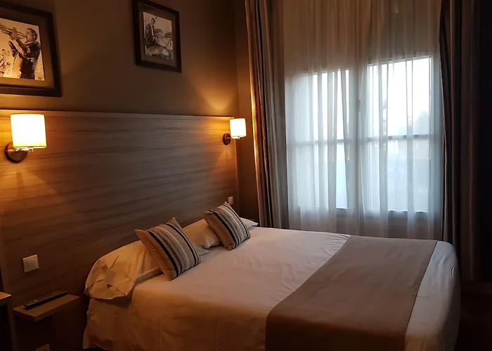 Hotel Henri Iv Coutras