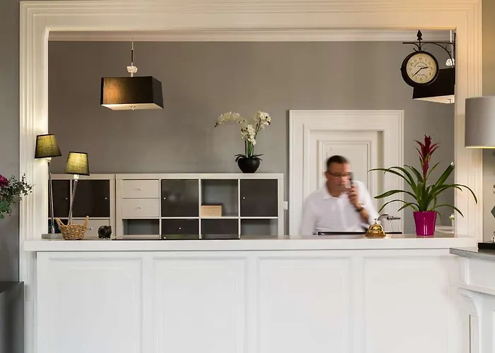 Henri Iv Отель Coutras