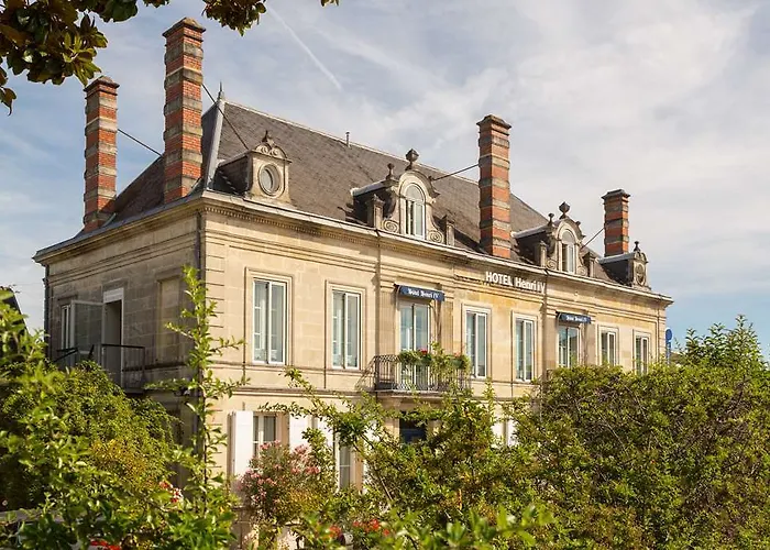 Henri Iv Hotel Coutras