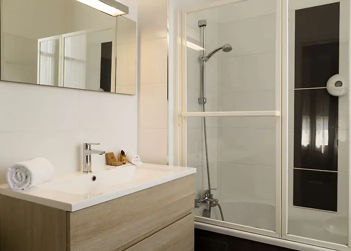 Hotel Henri Iv Coutras